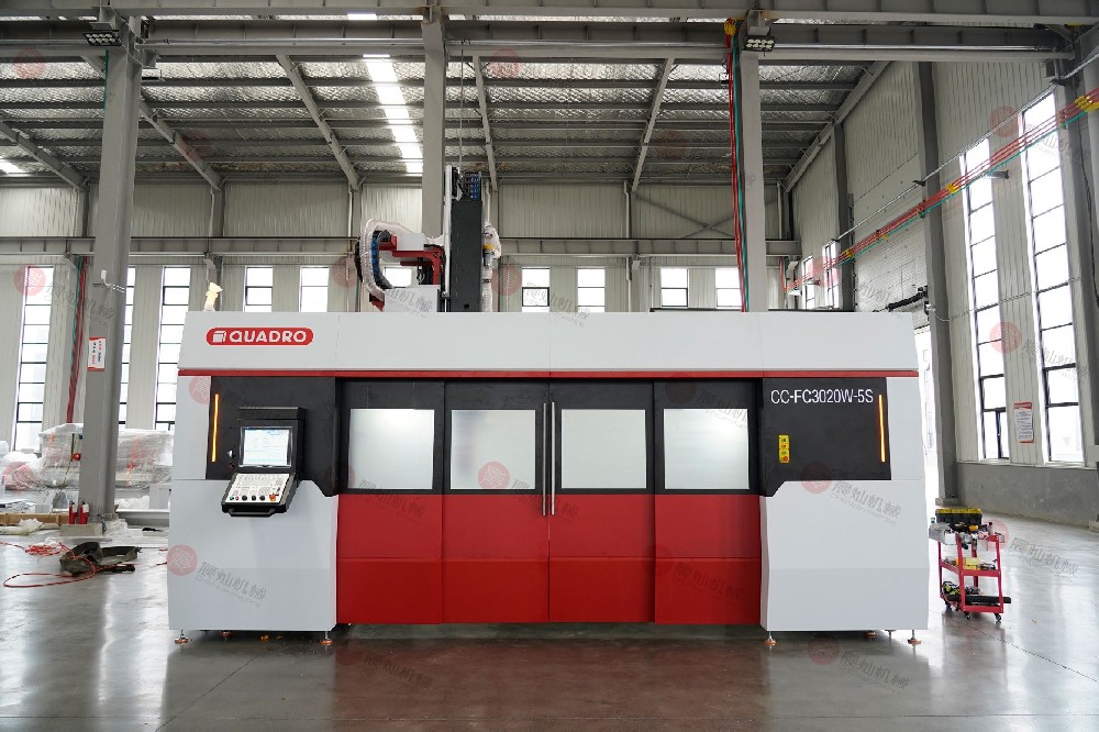 FC3020全封闭式高速五轴龙门加工中心_关门正视图_正面中景_白天__实拍__横屏__TP02568.JPG